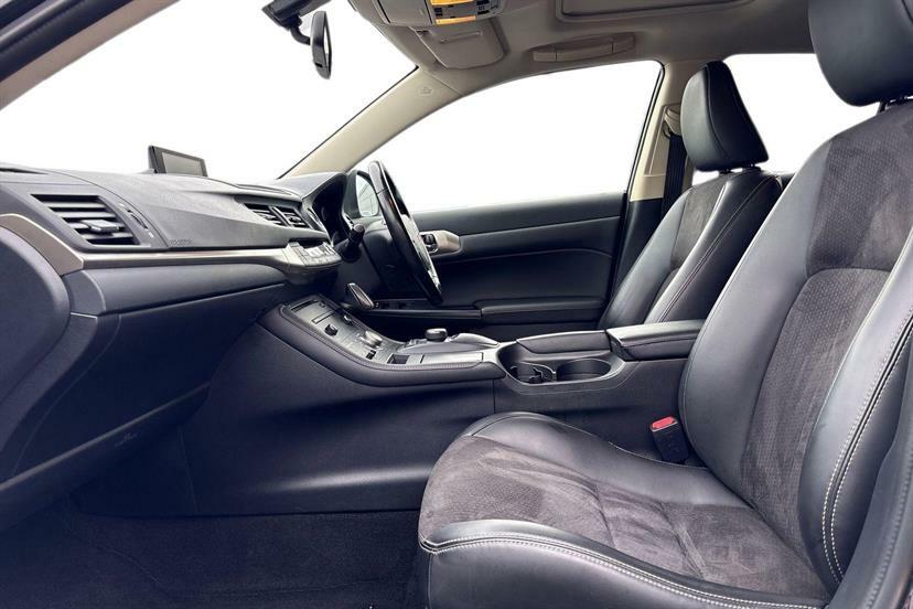 Lexus CT 200H 1.8 Sport Cvt Plus Pack DG67XGS Black #2