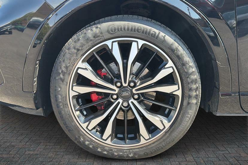Ford Kuga 2.5 Fhev St-line X Edition Cvt EO23UWD Black #5