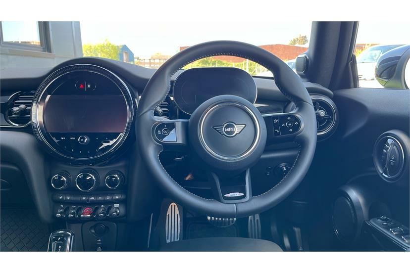 Mini Convertible 1.5 Cooper Sport GY72XZN Yellow #5