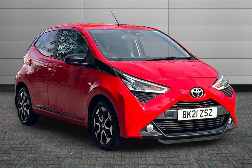 Toyota Aygo 1.0 Vvt-i X-trend Tss Red