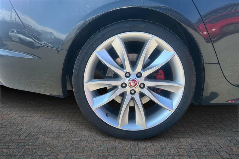 Jaguar XF 3.0D V6 S Portfolio Start Stop Grey #5