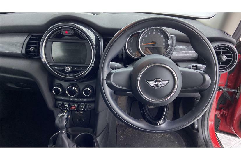 Mini Hatch 1.2 One Red #5