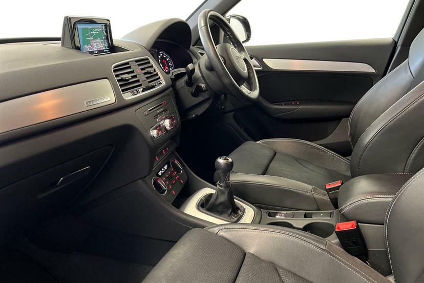 Audi Q3 2.0 Tdi 184 Quattro S Line Edition GC17XHU Black #2