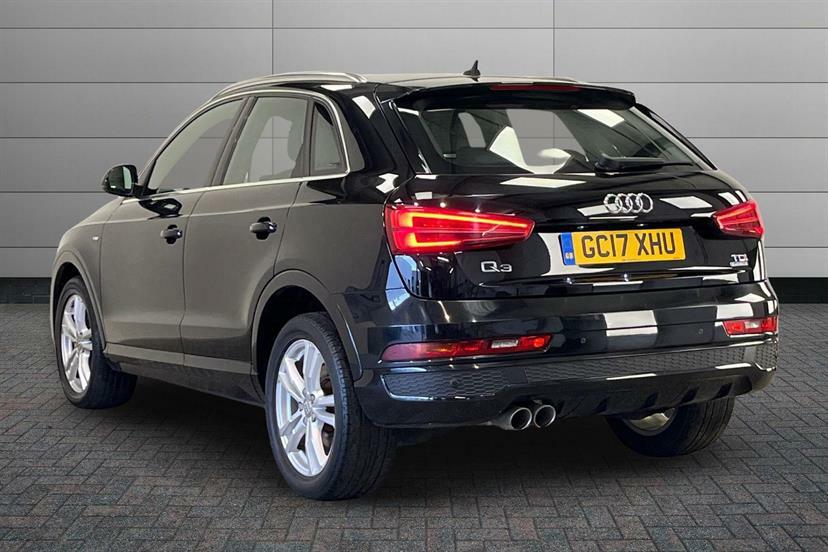 Audi Q3 2.0 Tdi 184 Quattro S Line Edition GC17XHU Black #3