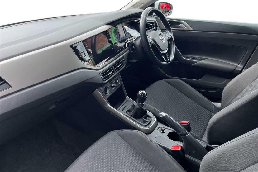 Volkswagen Polo 1.0 Tsi 95 Match ML70AUH White #2