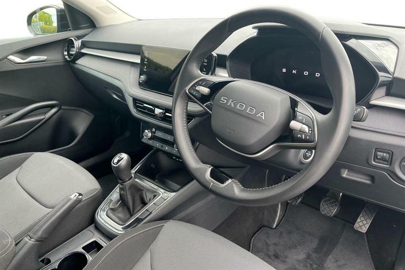 Skoda Fabia 1.0 Tsi Se Edition GL25USY Black #6