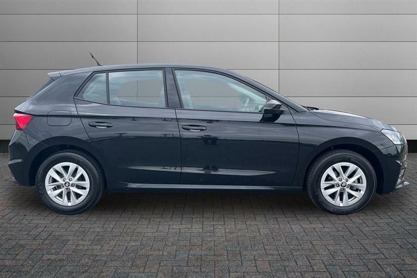 Skoda Fabia 1.0 Tsi Se Edition GL25USY Black #4