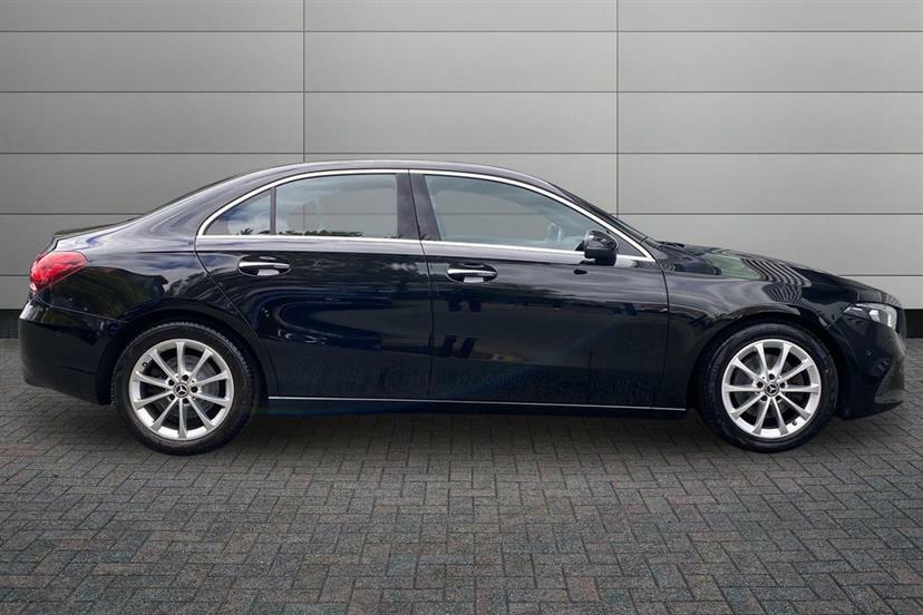 Mercedes-Benz A Class A200 Sport Premium YE69DYH Black #3