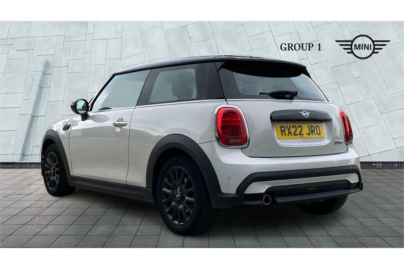 Mini Hatch 1.5 Cooper Classic RX22JRO White #2