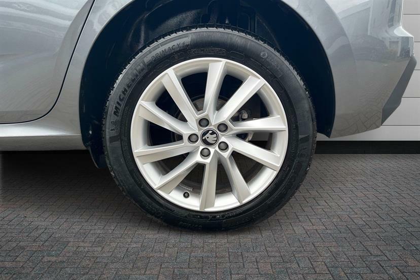 Skoda Kamiq 1.0 Tsi 95 Se Edition GL25HZJ Grey #5