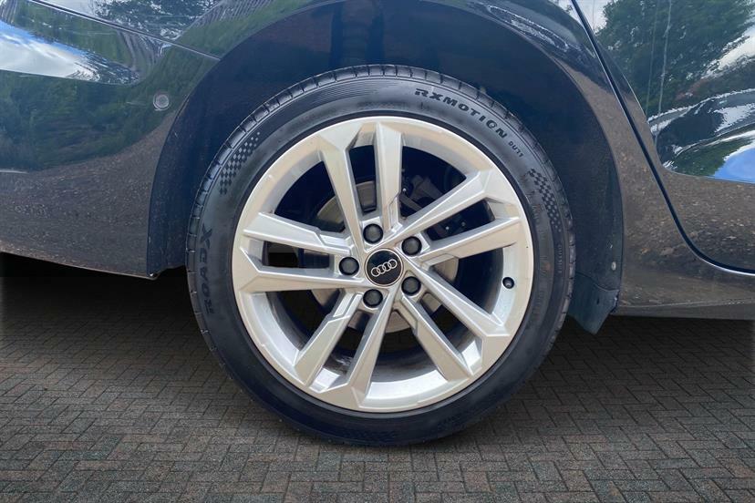 Audi A3 30 Tfsi Sport Tech Pack LT22HSD Black #5