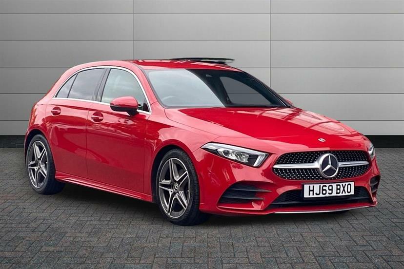 Mercedes-Benz A Class A180 Amg Line Executive Red