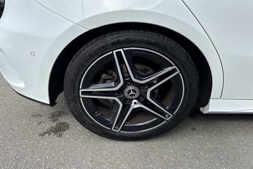 Mercedes-Benz A Class A200 Amg Line Executive KN23YSO White #4