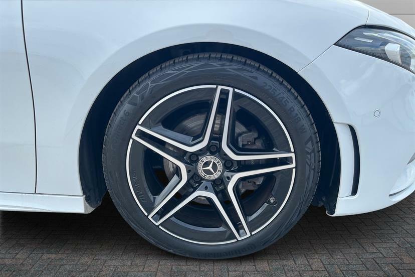 Mercedes-Benz A Class A180d 2.0 Amg Line Executive KN23YJF Silver #4