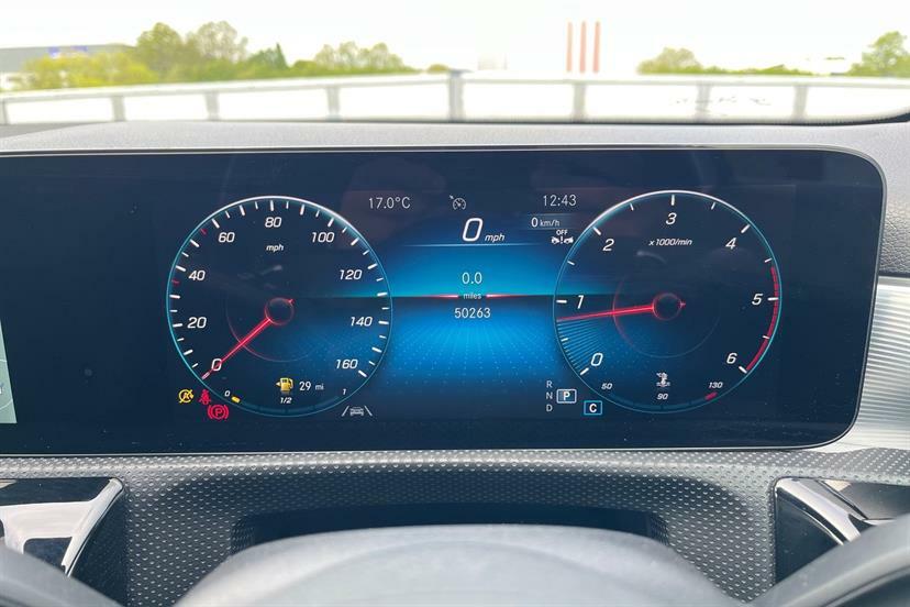 Mercedes-Benz A Class A180d 2.0 Amg Line Executive KN23YJF Silver #6