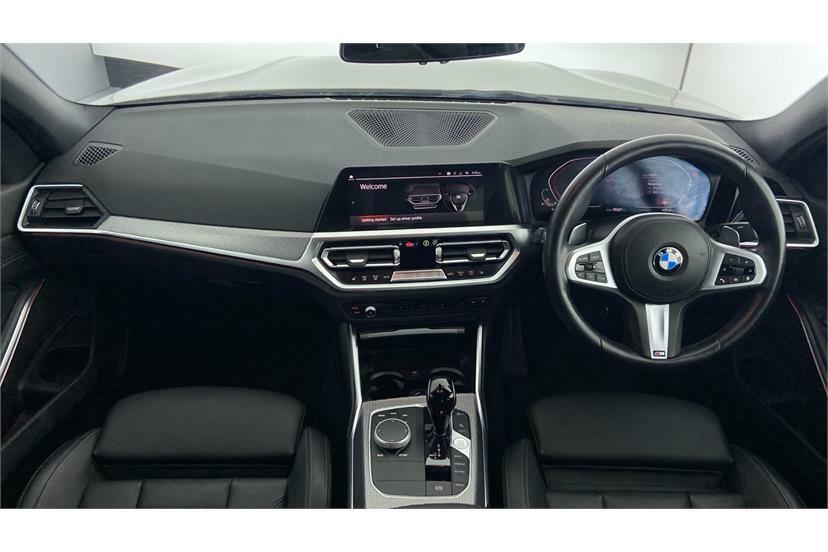 BMW 3 Series 320I Xdrive M Sport Step GJ72MXY White #4