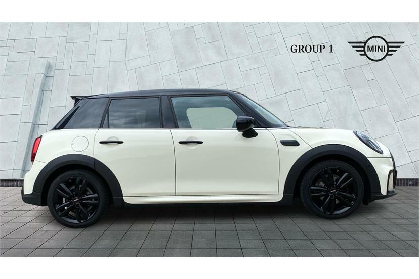 Mini Hatch 1.5 Cooper Sport RO22OMB White #3