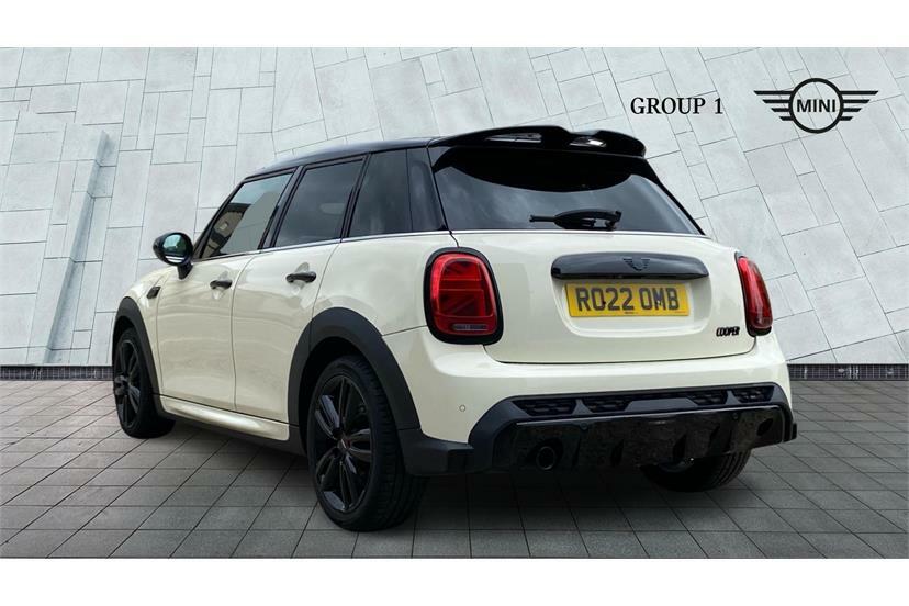 Mini Hatch 1.5 Cooper Sport RO22OMB White #2
