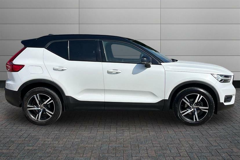 Volvo XC40 1.5 T3 163 R Design DF21GFV #4