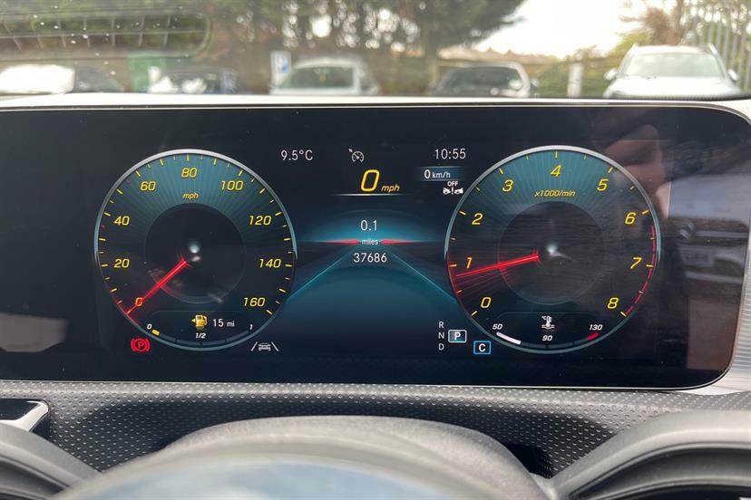 Mercedes-Benz A Class A180 Amg Line Premium KN23XXE Black #6