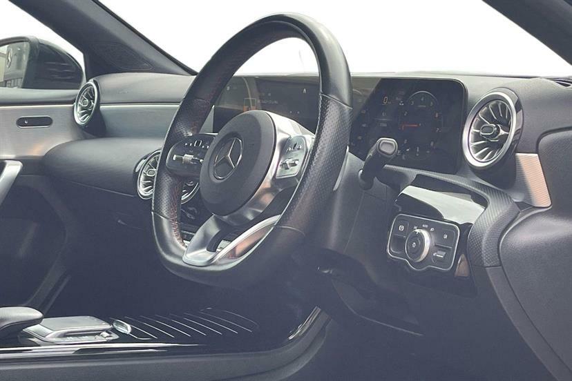 Mercedes-Benz A Class A180 Amg Line Premium KN23XXE Black #5