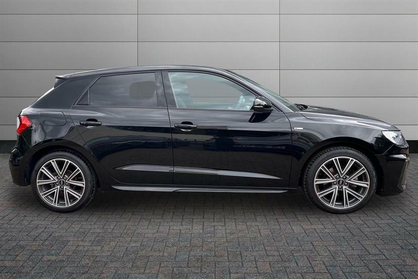 Audi A1 30 Tfsi 110 S Line S Tronic LT73KKP Black #4