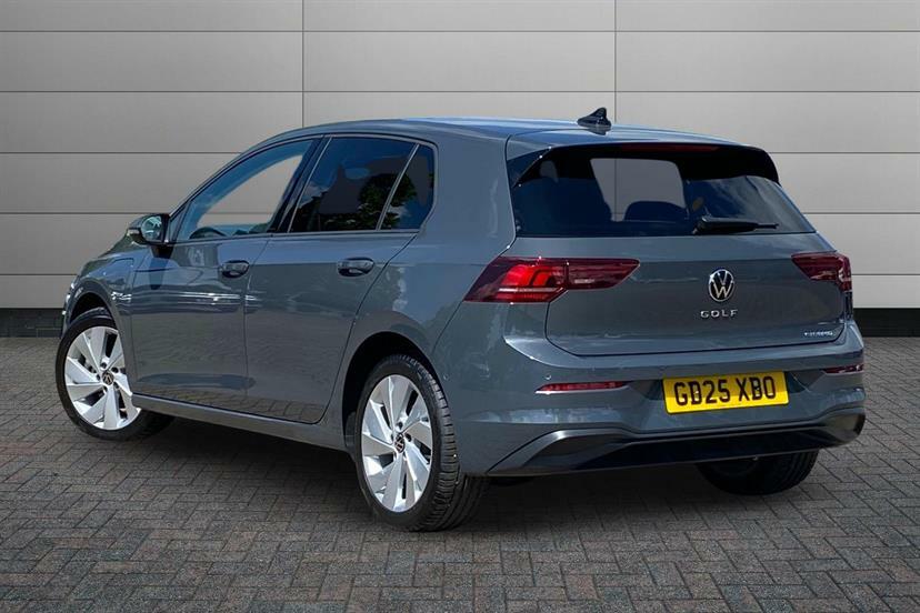 Volkswagen Golf 1.5 Tsi 204 Match Ehybrid Dsg GD25XBO Grey #3