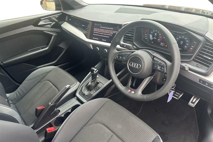 Audi A1 25 Tfsi S Line S Tronic HF75OTW Black #6