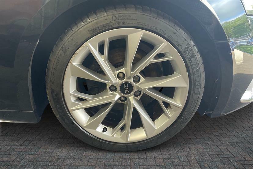Audi A5 35 Tfsi Sport S Tronic GX24WTP Black #5