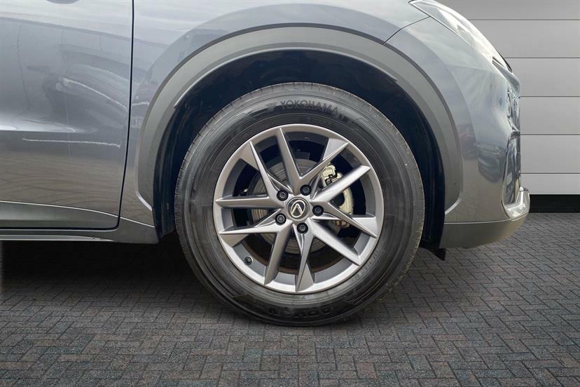 Lexus LBX 1.5 Premium E-cvt GU24AUV Grey #5