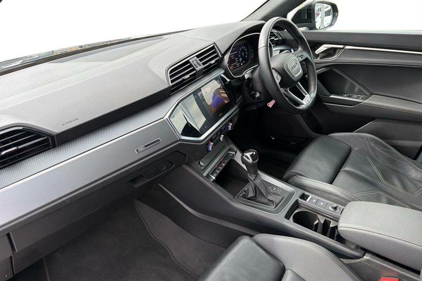 Audi Q3 35 Tfsi S Line S Tronic Comfortsound Pack EK23FRR Black #2