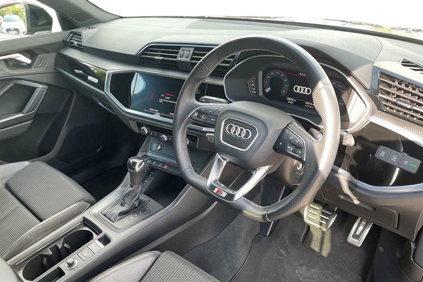 Audi Q3 35 Tfsi Black Edition S Tronic EO22ZLN Grey #6