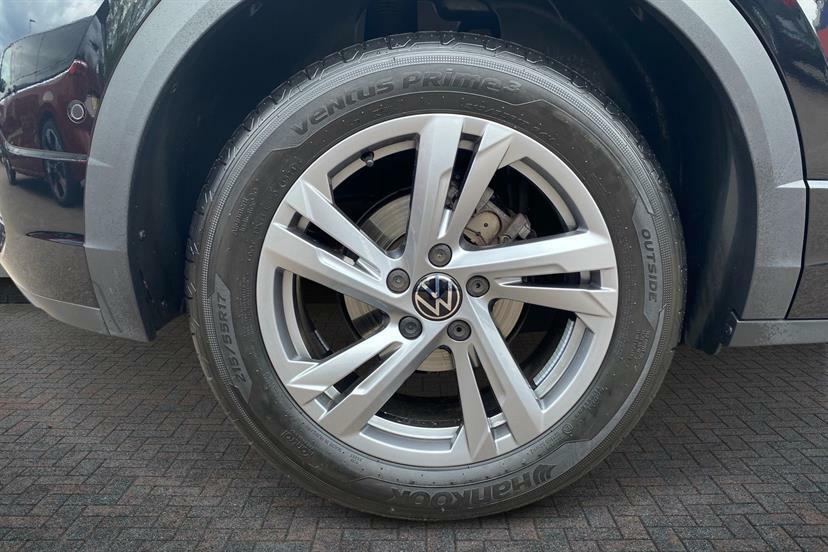 Volkswagen T-Roc 1.5 Tsi R-line Dsg LL25KRX Black #5