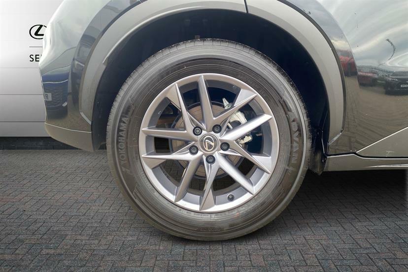 Lexus LBX 1.5 Premium E-cvt GY25XPH Grey #5