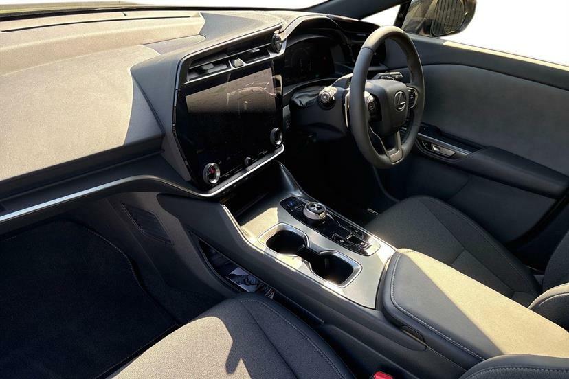 Lexus RZ 450E 230Kw Direct4 Urban 71 Kwh Black #2