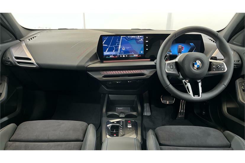 BMW 1 Series 120 M Sport Step EO26RXV Black #4