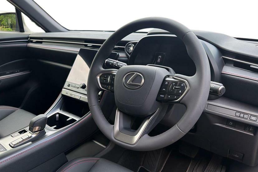 Lexus LBX 1.5 Premium E-cvt FG75SXD Black #6