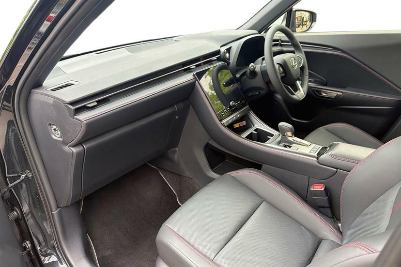 Lexus LBX 1.5 Premium E-cvt FG75SXD Black #2