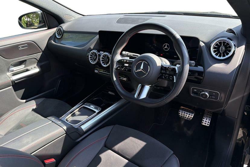 Mercedes-Benz GLA Class 200 Amg Line Executive CX24WVE Black #5