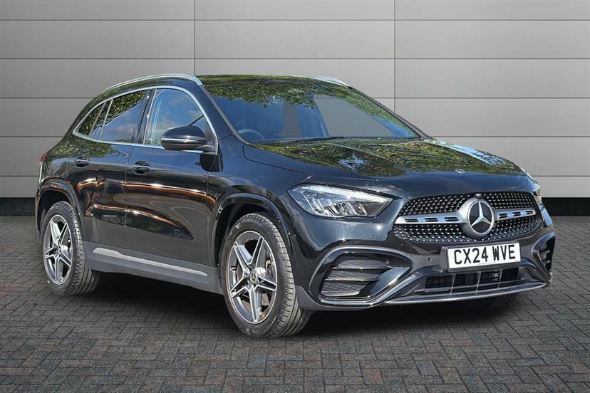 Mercedes-Benz GLA Class 200 Amg Line Executive Black