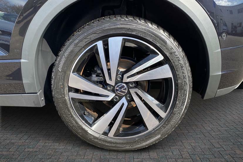 Volkswagen T-Roc 1.5 Tsi R-line Dsg WV26ZPS Black #5