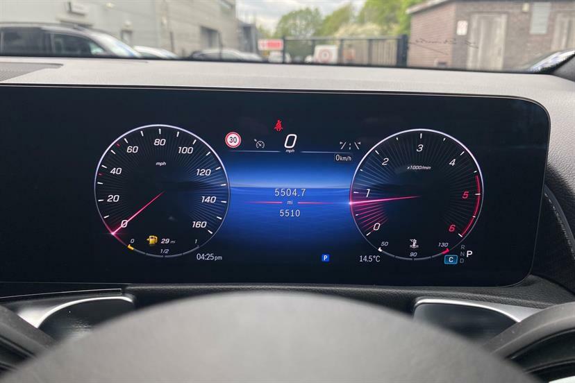 Mercedes-Benz GLB Class 200D Amg Line Executive 8G-tronic DC25PYO Grey #6