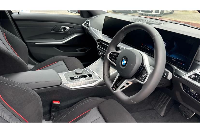 BMW 3 Series 320I M Sport Step GU26XFF Red #6