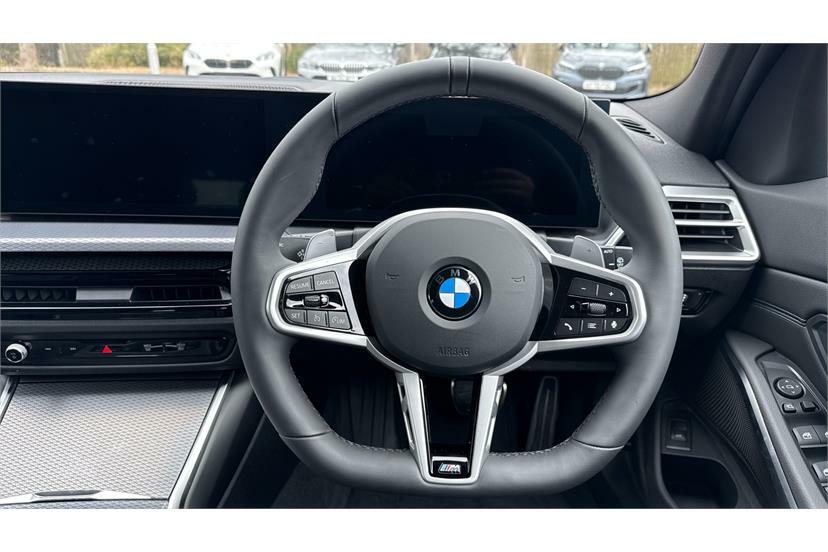 BMW 3 Series 320I M Sport Step GU26XFF Red #5