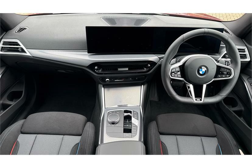 BMW 3 Series 320I M Sport Step GU26XFF Red #4