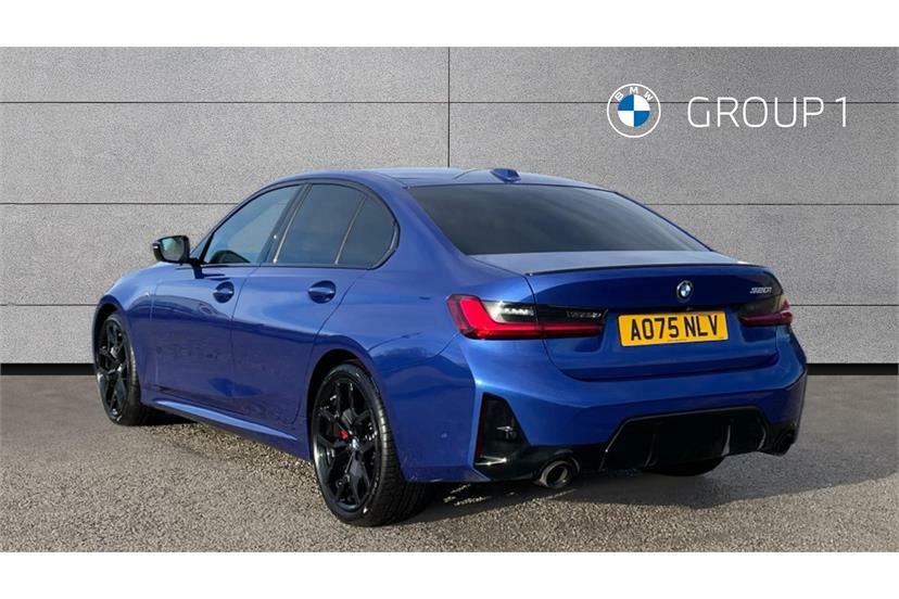 BMW 3 Series 320I M Sport Step AO75NLV Blue #2
