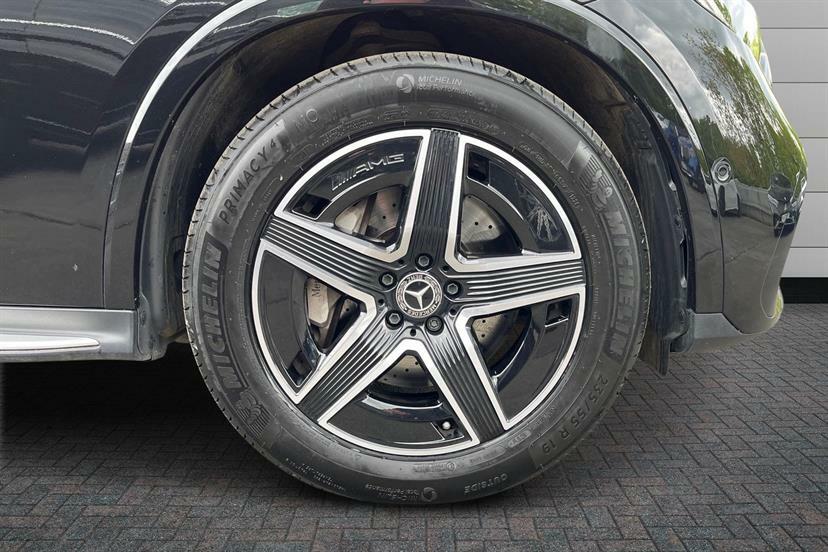 Mercedes-Benz GLC Class 300 4Matic Amg Line 9G-tronic KP25WRT Black #4
