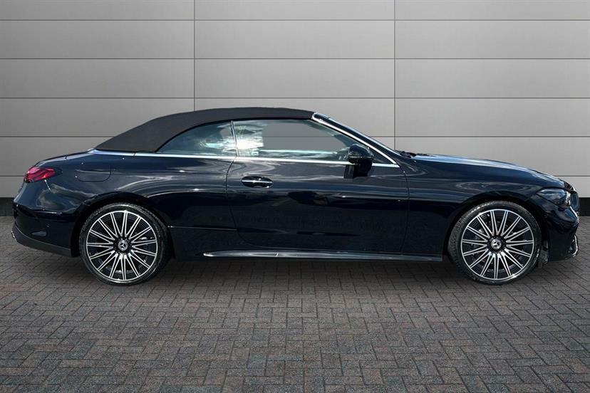 Mercedes-Benz CLE Class 220D Amg Line Premium Plus 9G-tronic Black #3