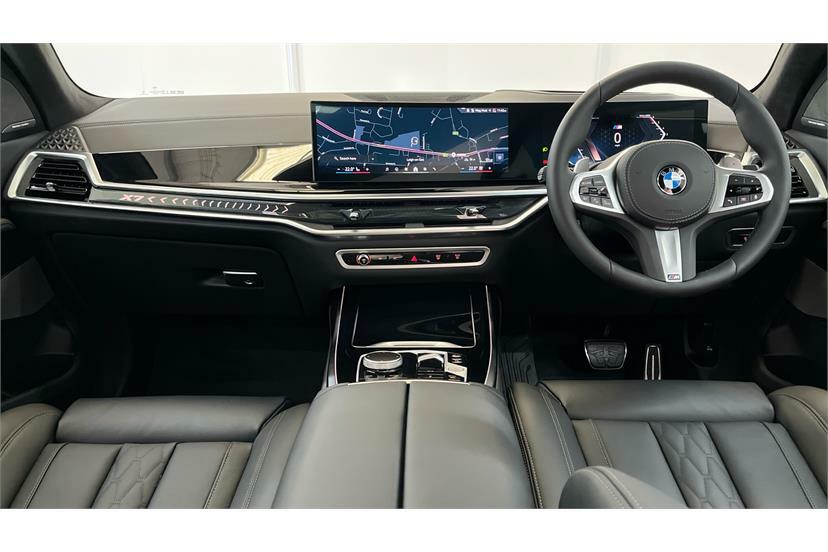 BMW X7 Xdrive40d Mht M Sport Step EU26XUB Black #4