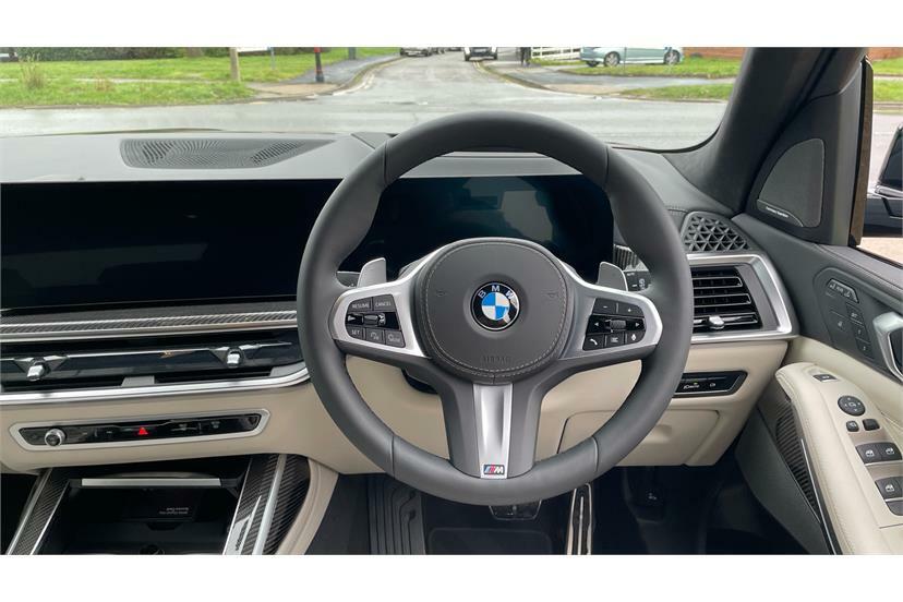 BMW X7 Xdrive40d Mht M Sport Step AY26FLH Black #5
